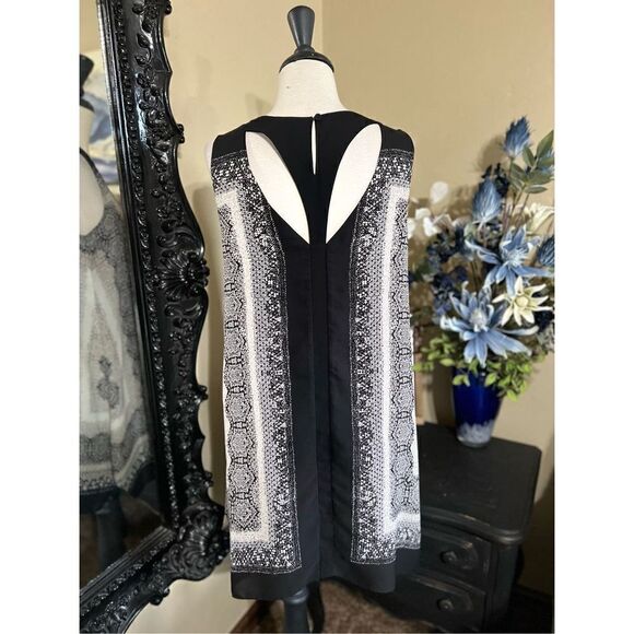 BCBGMAXAZRIA A Line Sleeveless Dress Size Petite Small - Picture 3 of 4